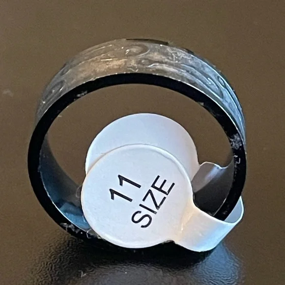 8mm black fish hooks ring size 11 - Picture 2 of 10